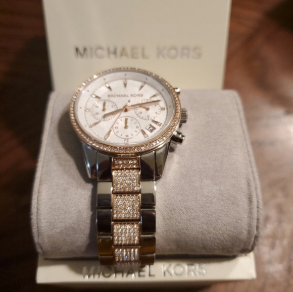 Michael Kors Ladies Watch  Style MK6651 - Picture 5 of 6